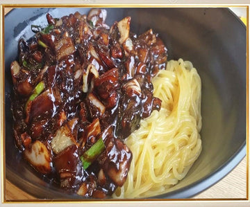 Noodles With Black Soybean Sauce (Jajangmyeon)